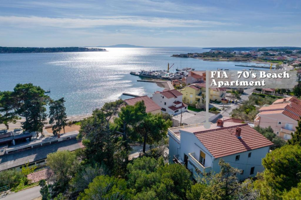 fia 70s beach apartment fia 70s beach apartment