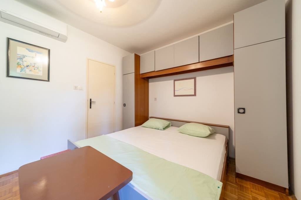 fia 70s beach apartment 11 fia 70s beach apartment 11