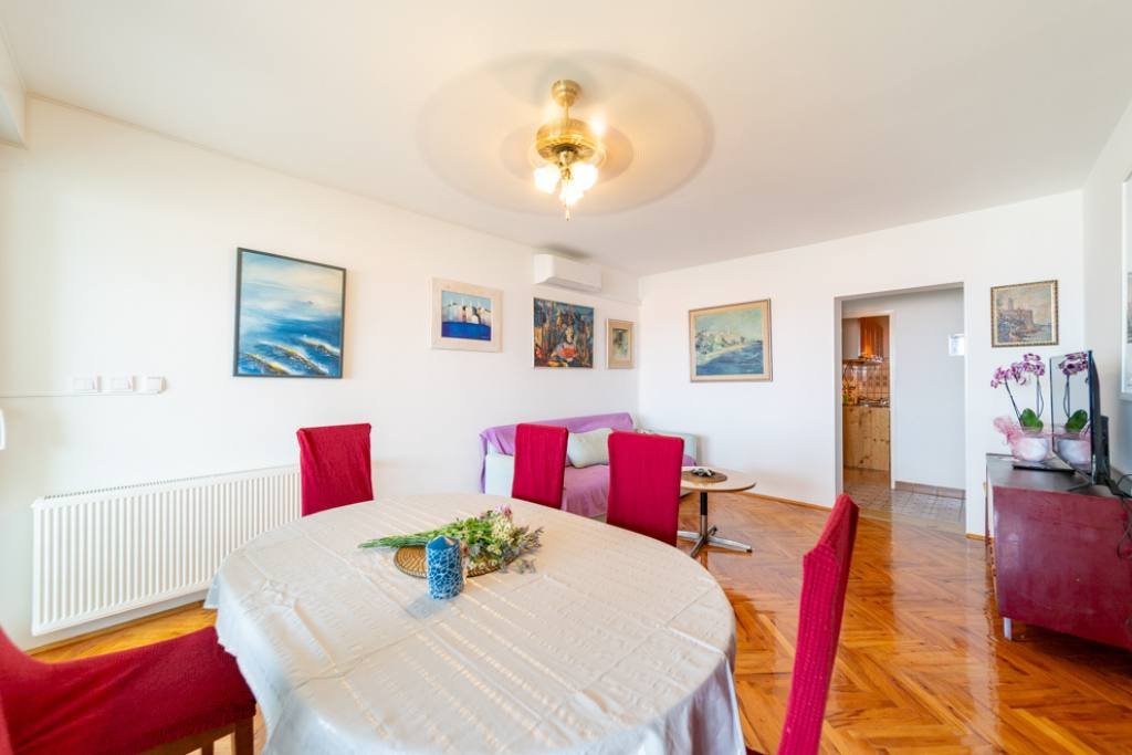 fia 70s beach apartment 15 fia 70s beach apartment 15